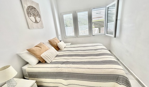 Brukt - Apartment -
La Zenia - Costa Blanca