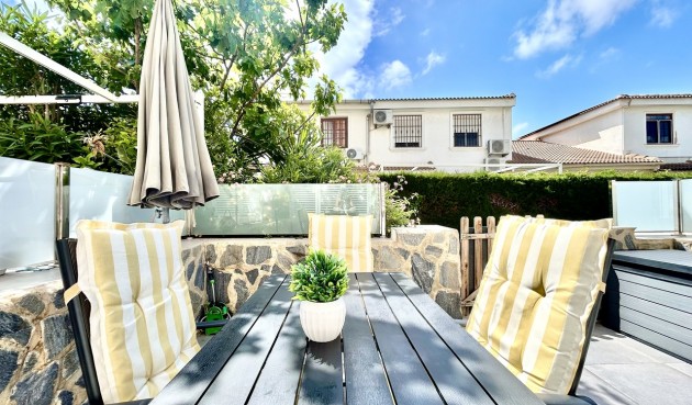 Brukt - Apartment -
La Zenia - Costa Blanca