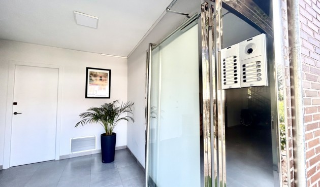Brukt - Apartment -
La Zenia - Costa Blanca