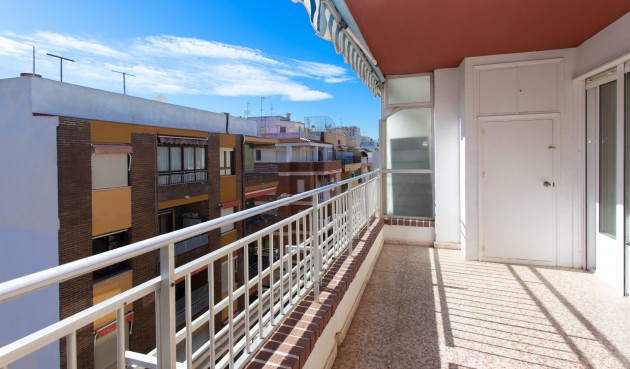 Brukt - Toppleilighet -
Torrevieja - Playa del Cura