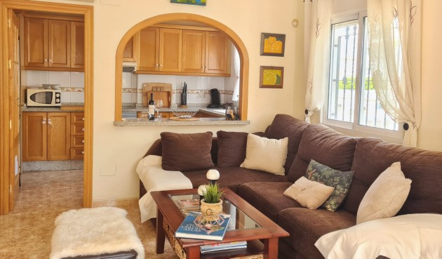 Brukt - Villa -
Orihuela Costa - Costa Blanca