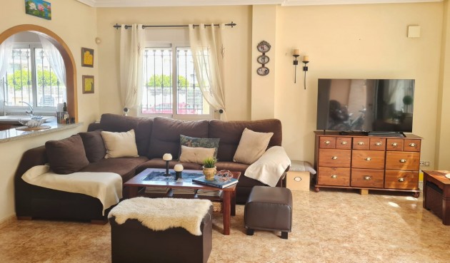 Brukt - Villa -
Orihuela Costa - Costa Blanca