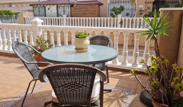 Brukt - Villa -
Orihuela Costa - Costa Blanca