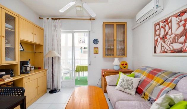 Brukt - Apartment -
Torrevieja - Estacion De Autobuses