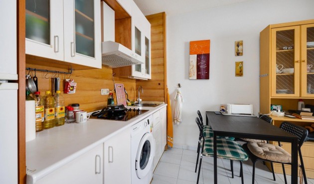 Brukt - Apartment -
Torrevieja - Estacion De Autobuses