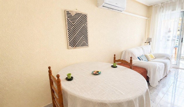 Brukt - Apartment -
Torrevieja - Habaneras