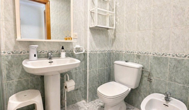 Brukt - Apartment -
Torrevieja - Habaneras