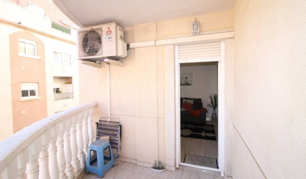 Återförsäljning - Apartment -
Torrevieja - Centro