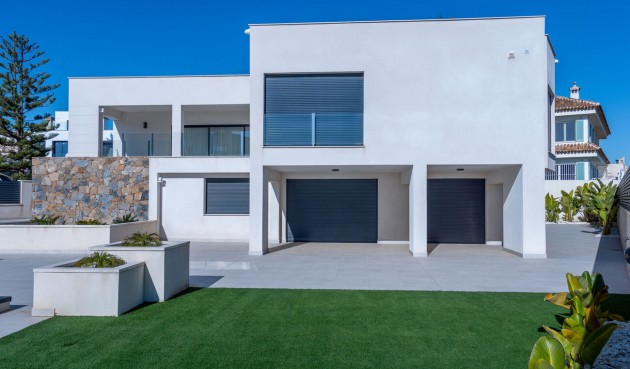 Brukt - Villa -
Torrevieja - La Valeta