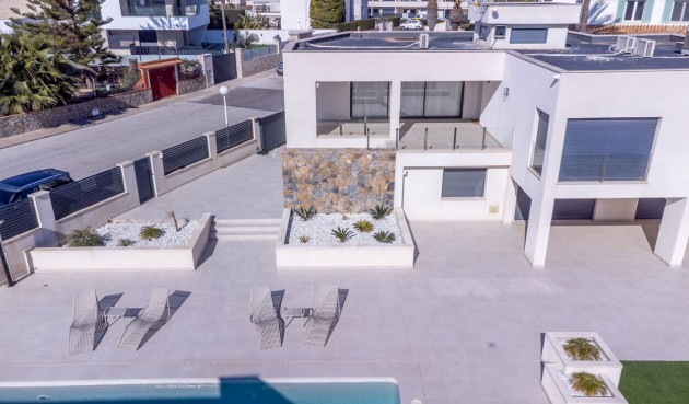 Brukt - Villa -
Torrevieja - La Valeta