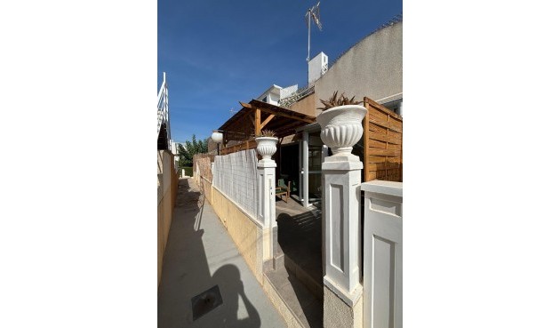 Brukt - Bungalow -
Torrevieja - Los Balcones
