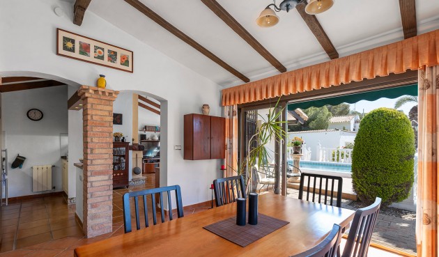 Brukt - Villa -
Orihuela - Inland