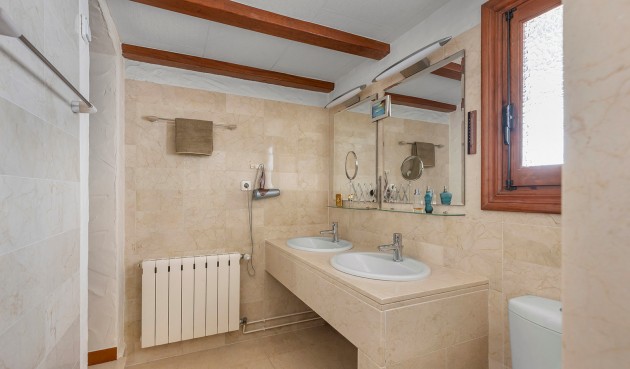 Brukt - Villa -
Orihuela - Inland