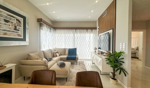 Brukt - Villa -
Orihuela Costa - Costa Blanca