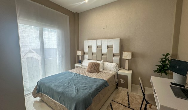 Brukt - Villa -
Orihuela Costa - Costa Blanca