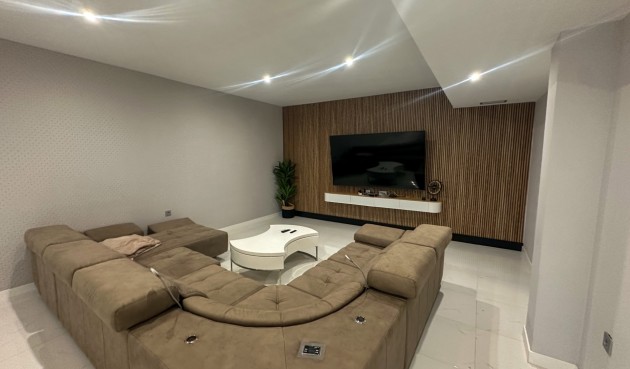 Brukt - Villa -
Orihuela Costa - Costa Blanca