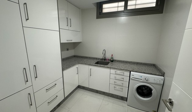 Brukt - Villa -
Orihuela Costa - Costa Blanca