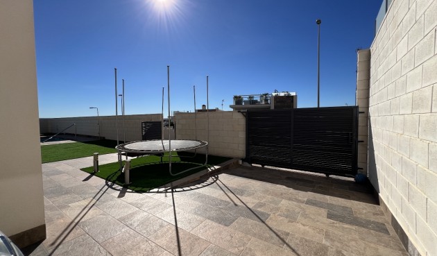 Brukt - Villa -
Orihuela Costa - Costa Blanca