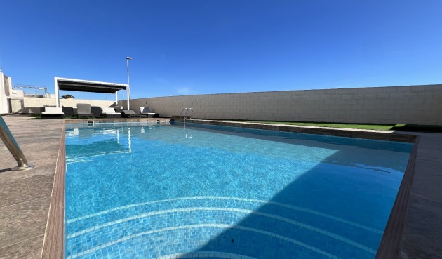 Brukt - Villa -
Orihuela Costa - Costa Blanca