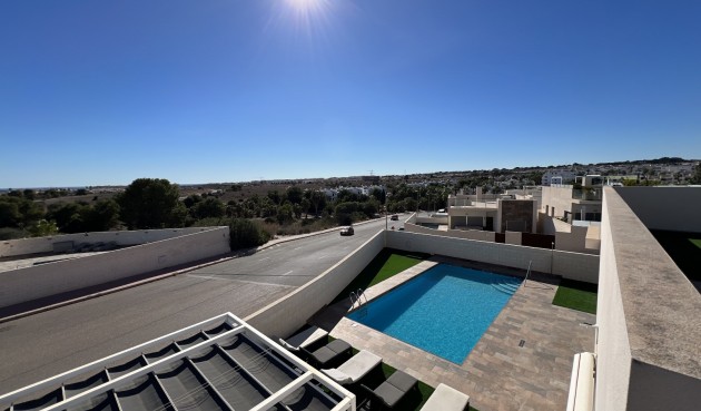 Brukt - Villa -
Orihuela Costa - Costa Blanca