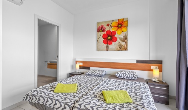 Brukt - Apartment -
Orihuela Costa - Costa Blanca