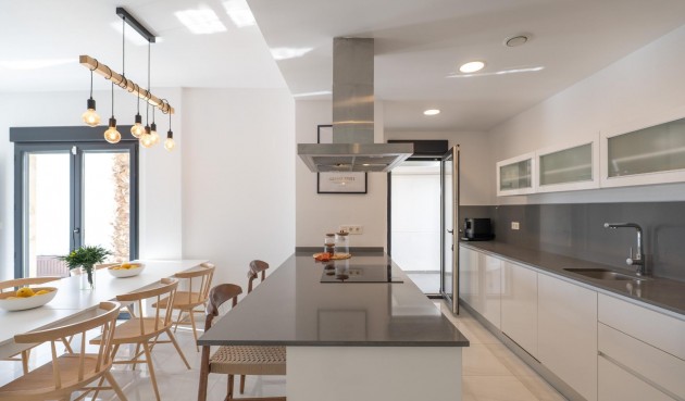 Brukt - Villa -
Bigastro - D6