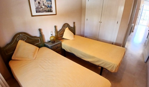 Brukt - Bungalow -
Villamartin - Costa Blanca