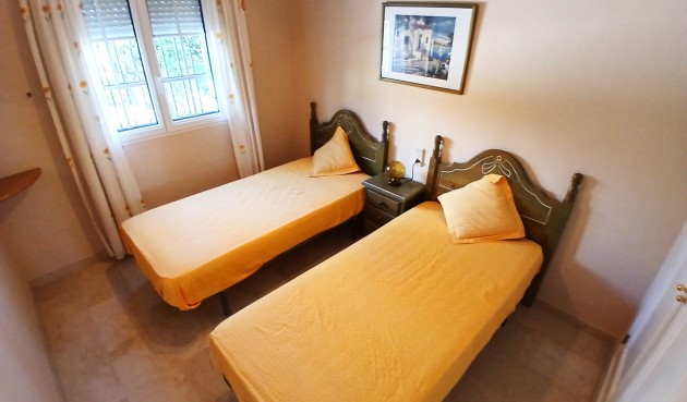 Brukt - Bungalow -
Villamartin - Costa Blanca