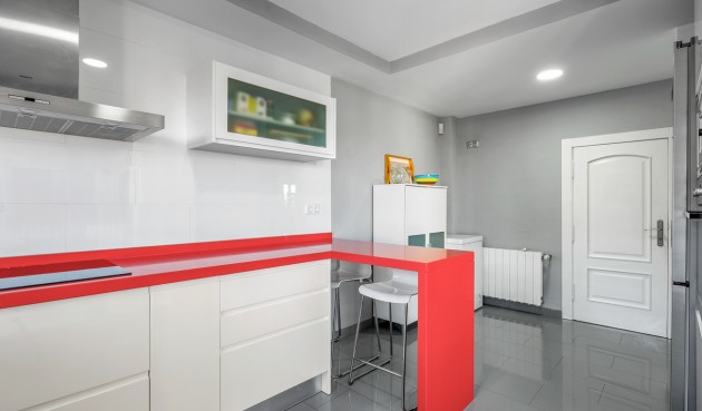 Brukt - Villa -
Ciudad De Las Comunicaciones - Costa Blanca
