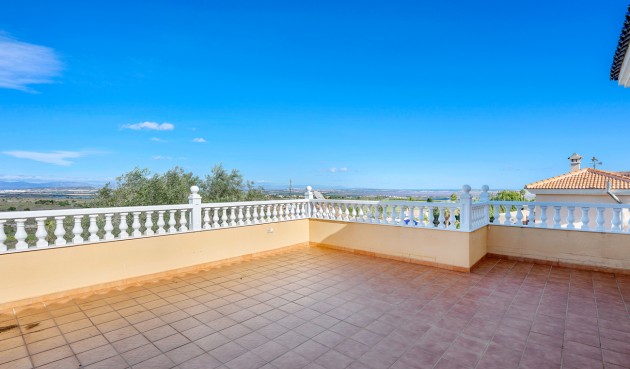 Brukt - Villa -
Ciudad De Las Comunicaciones - Costa Blanca