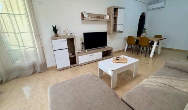 Brukt - Apartment -
Dolores - Costa Blanca