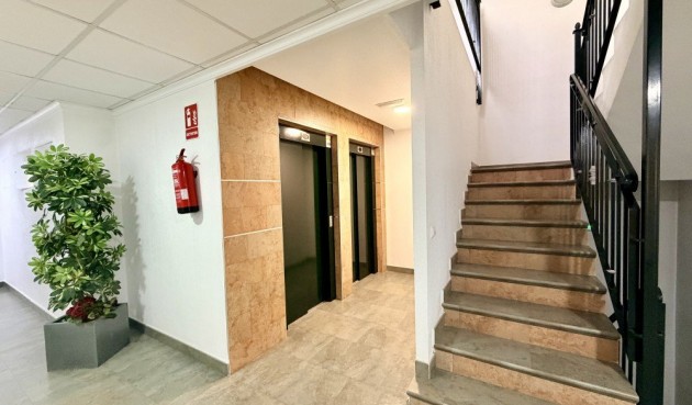 Brukt - Apartment -
Dolores - Costa Blanca