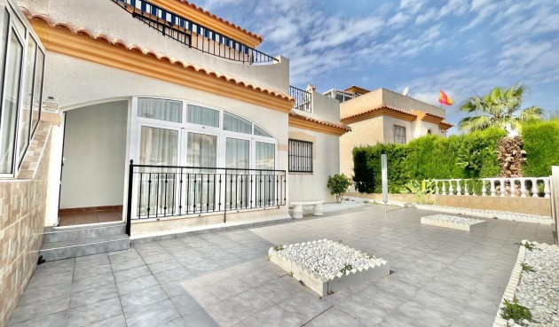 Brukt - Quad House -
Orihuela Costa - Playa Flamenca