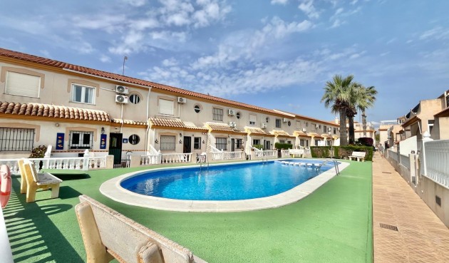 Brukt - Quad House -
Orihuela Costa - Playa Flamenca