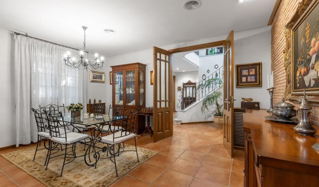 Återförsäljning - Villa -
Torrevieja - La Veleta