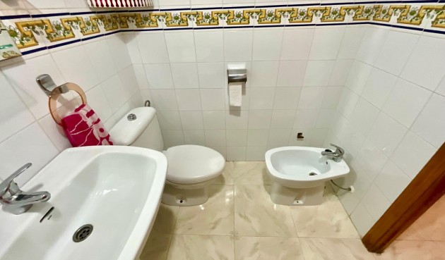 Brukt - Bungalow -
Torrevieja - Torreblanca