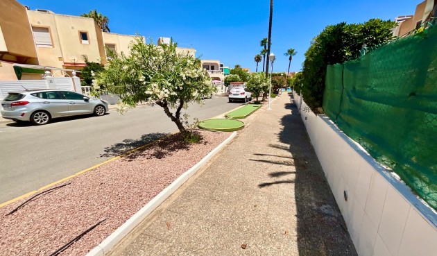 Brukt - Bungalow -
Torrevieja - Torreblanca
