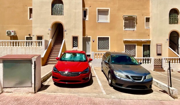 Brukt - Bungalow -
Torrevieja - Torreblanca
