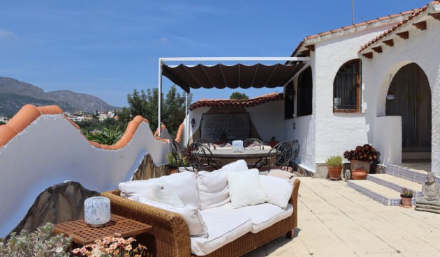 Reventa - Villa -
Orba - Inland