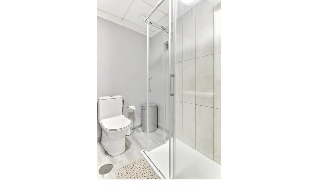 Brukt - Apartment -
Torrevieja - Centro