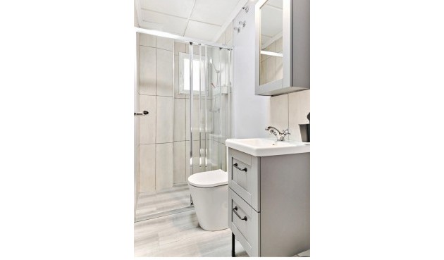 Brukt - Apartment -
Torrevieja - Centro