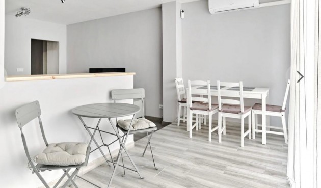 Brukt - Apartment -
Torrevieja - Centro