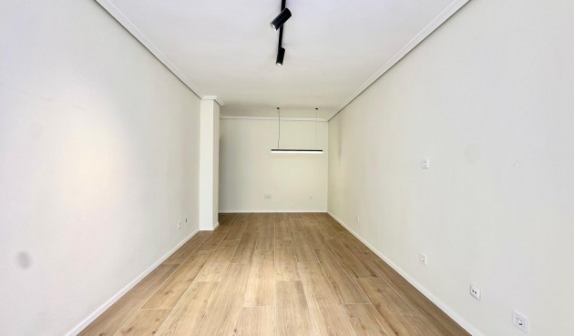 Brukt - Apartment -
Torrevieja - Centro