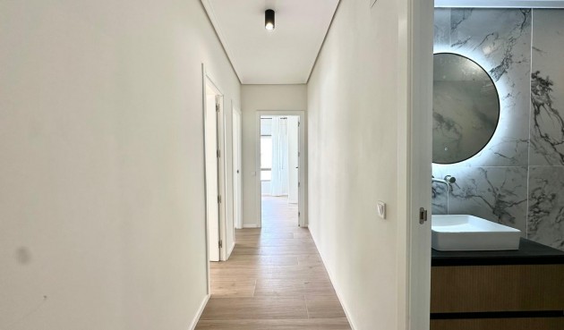 Brukt - Apartment -
Torrevieja - Centro