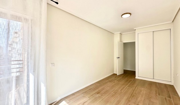 Brukt - Apartment -
Torrevieja - Centro