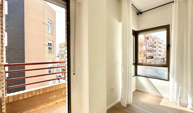 Brukt - Apartment -
Torrevieja - Centro