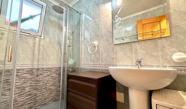 Brukt - Apartment -
Torrevieja - Centro