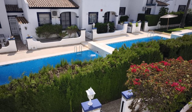 Brukt - Bungalow -
Orihuela Costa - Villamartín-las Filipinas