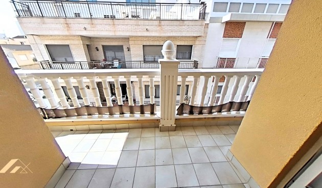 Resale - Apartment -
Pilar de la Horadada