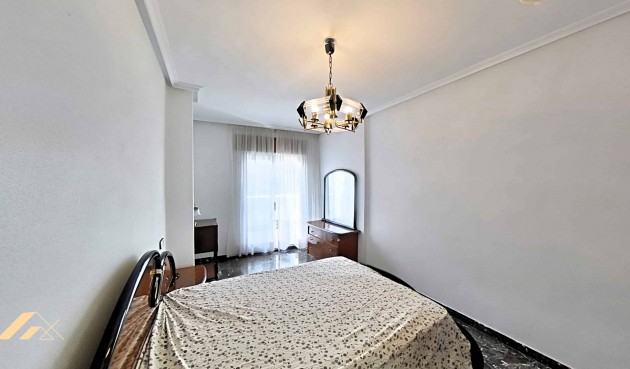 Resale - Apartment -
Pilar de la Horadada